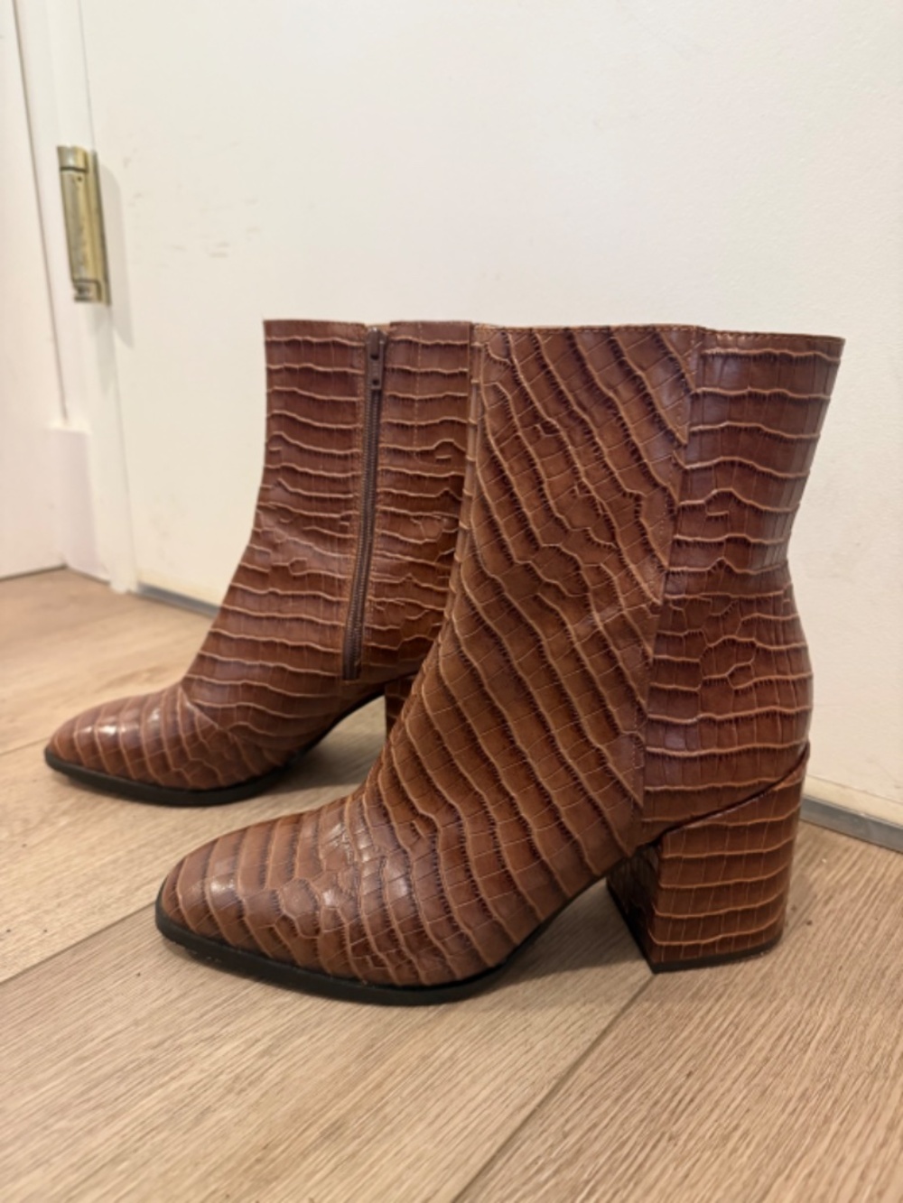 Vionic | Harper Brown Croc Leather Side-Zip Heeled Boots | Women's Size 8.5